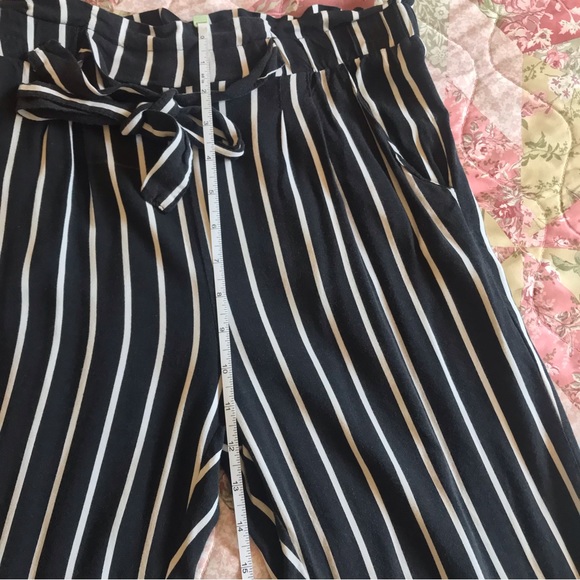 Stripe Paper Waist Bag Pants - Picture 8 of 9